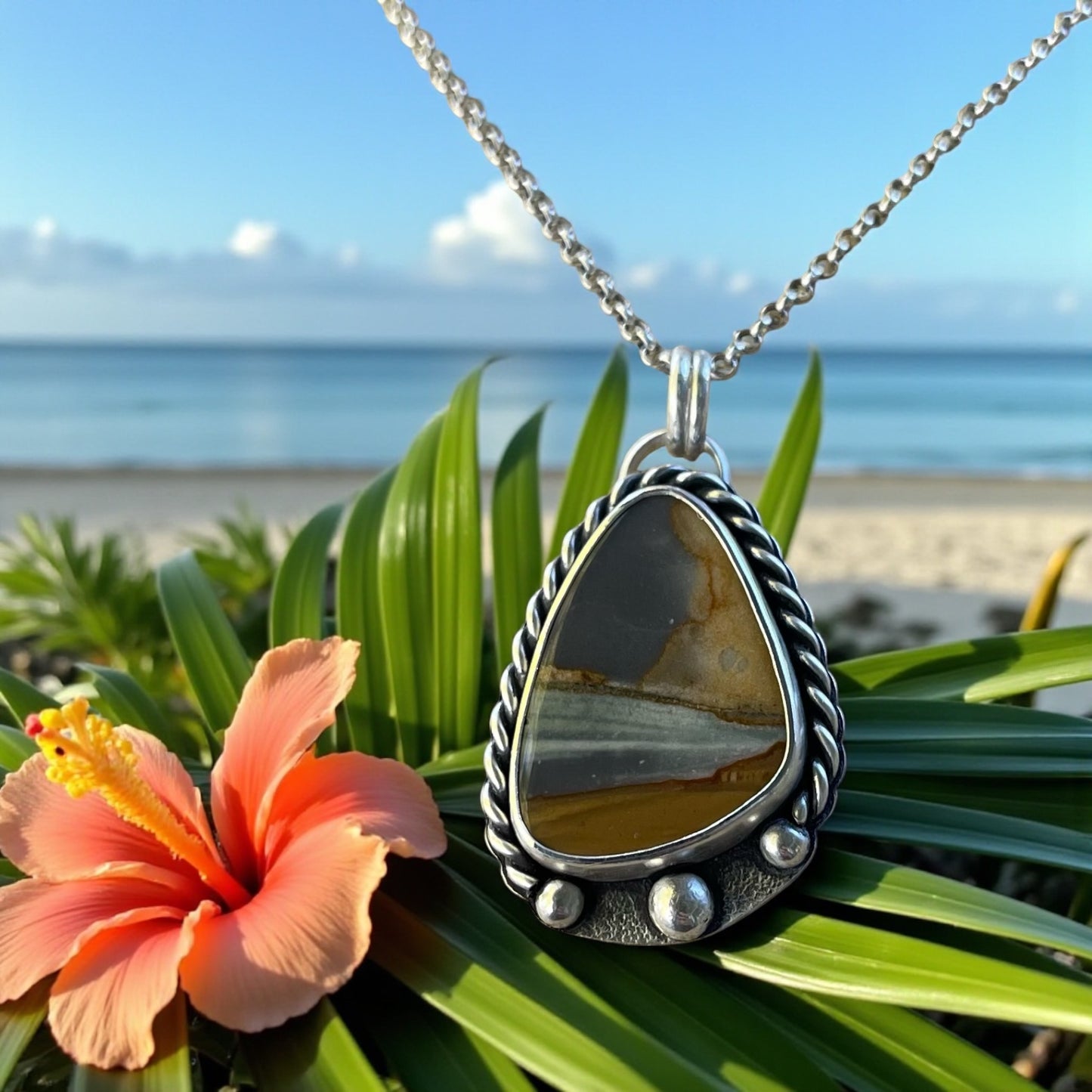 Sandy Shore Pendant